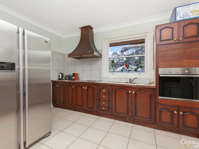 15 Wheatsheaf Road, Morphett Vale SA 5162