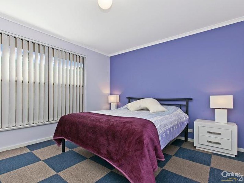 15 Wheatsheaf Road, Morphett Vale SA 5162
