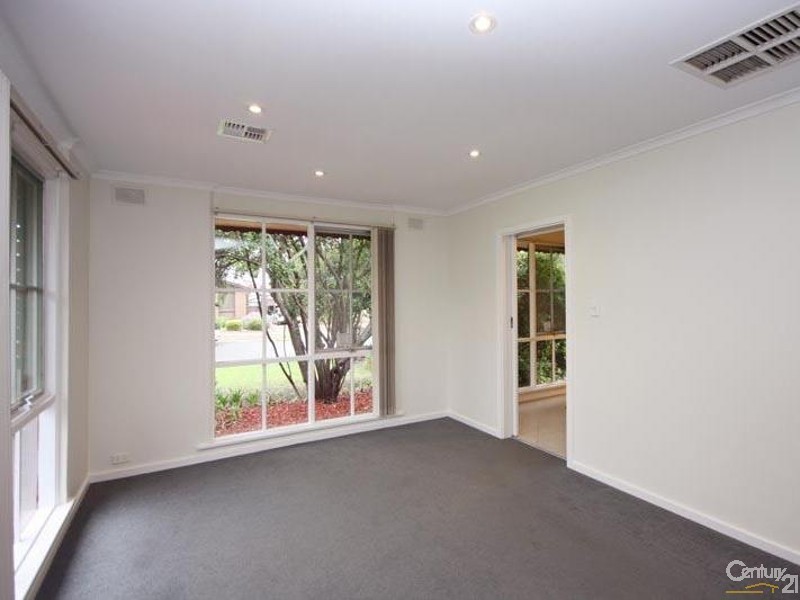 19 Elijah Street, Morphett Vale SA 5162