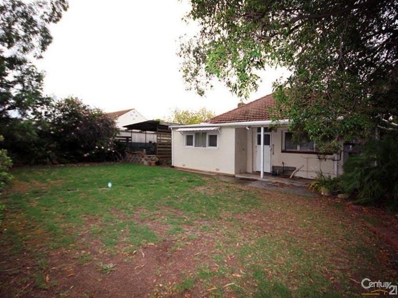 6 Lavinia Street, Hove SA 5048