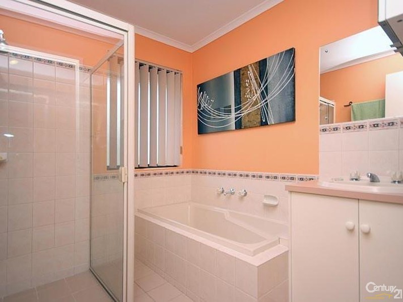 2 Whitney Crescent, Seaford SA 5169