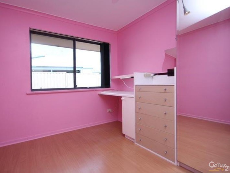 2 Whitney Crescent, Seaford SA 5169