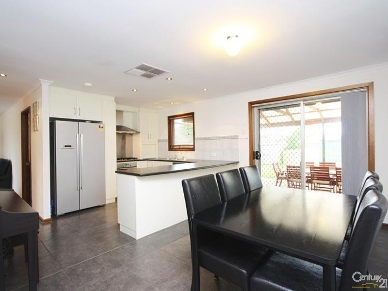 41 Orana Drive, Morphett Vale SA 5162