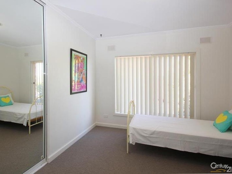 6 Reserve Parade, Morphett Vale SA 5162