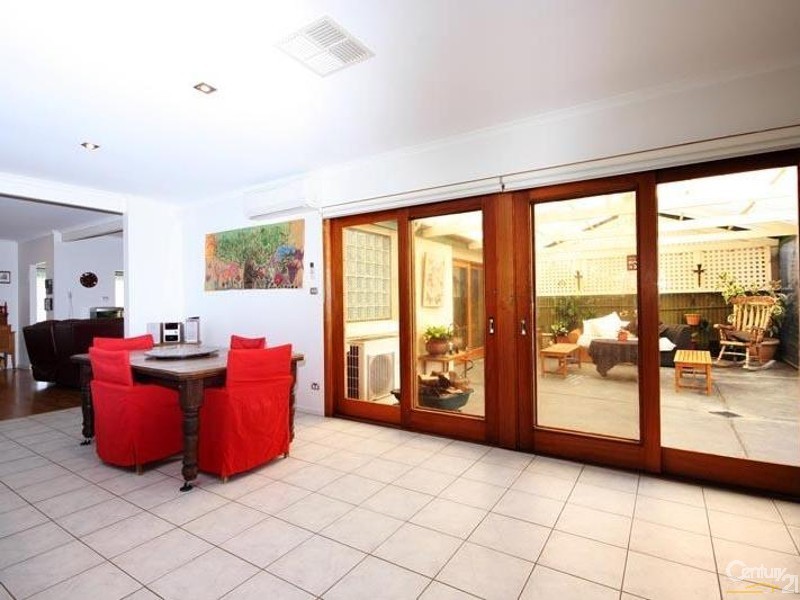 16 Stirling Avenue, Sellicks Beach SA 5174