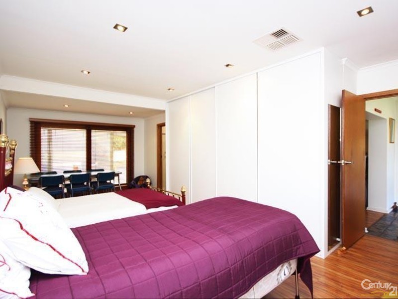 16 Stirling Avenue, Sellicks Beach SA 5174