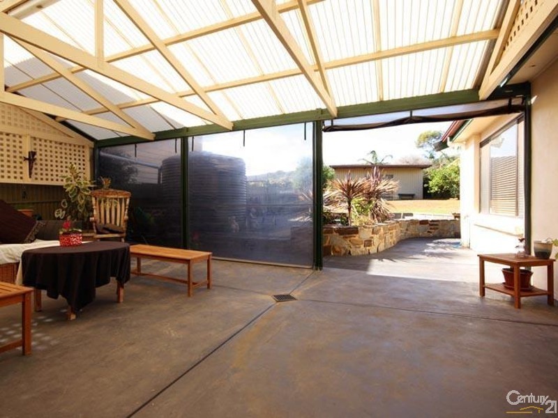 16 Stirling Avenue, Sellicks Beach SA 5174