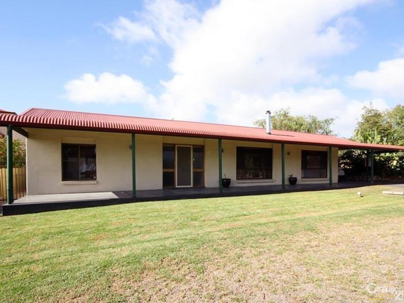 16 Stirling Avenue, Sellicks Beach SA 5174