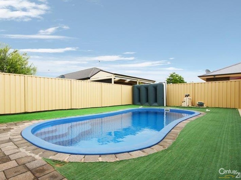 12 Sand Street, Seaford Meadows SA 5169