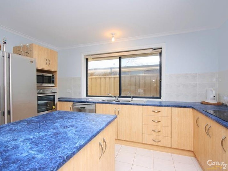 12 Sand Street, Seaford Meadows SA 5169