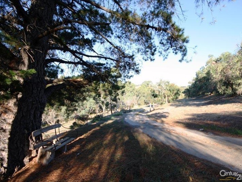 102 Kimbley Road, Onkaparinga Hills SA 5163