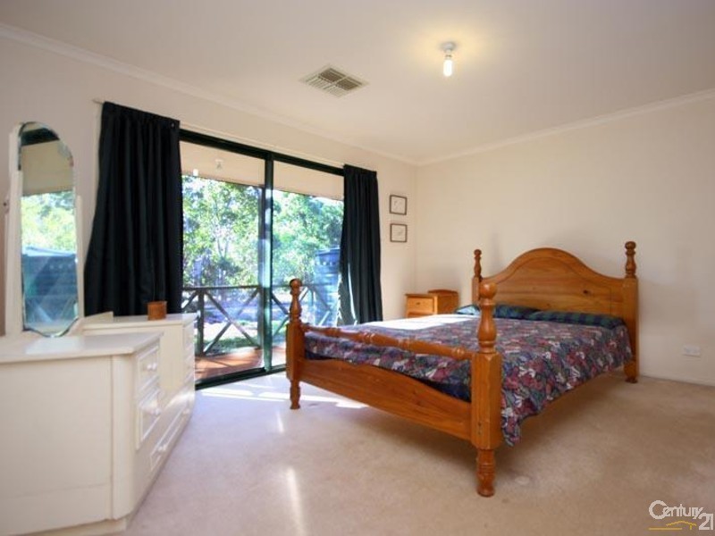 102 Kimbley Road, Onkaparinga Hills SA 5163