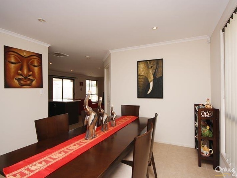 31 Cockle Ave, Aldinga Beach SA 5173