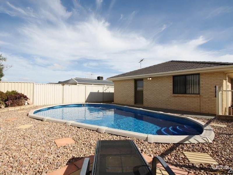 31 Cockle Ave, Aldinga Beach SA 5173