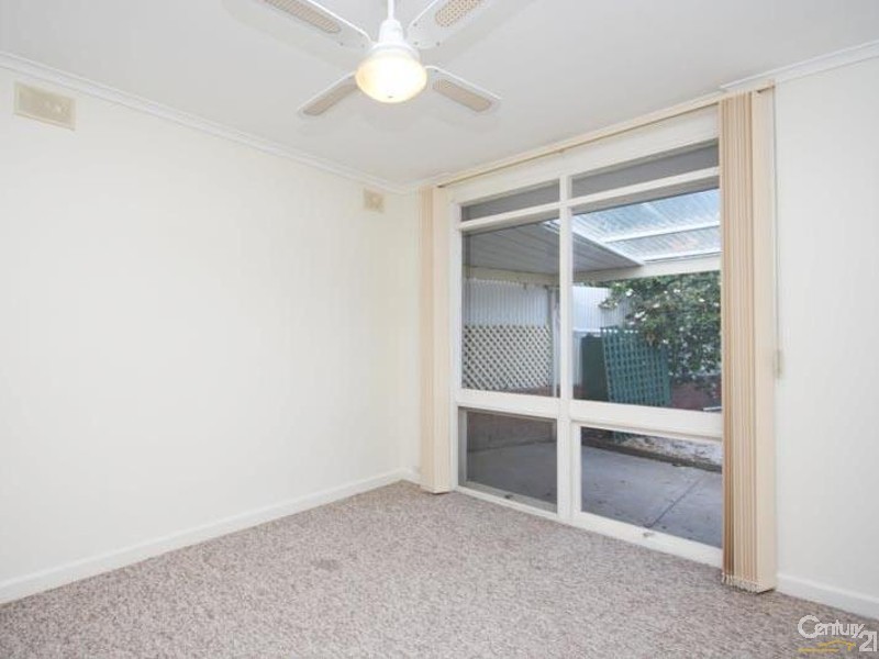 18 Mallen Street, Morphett Vale SA 5162