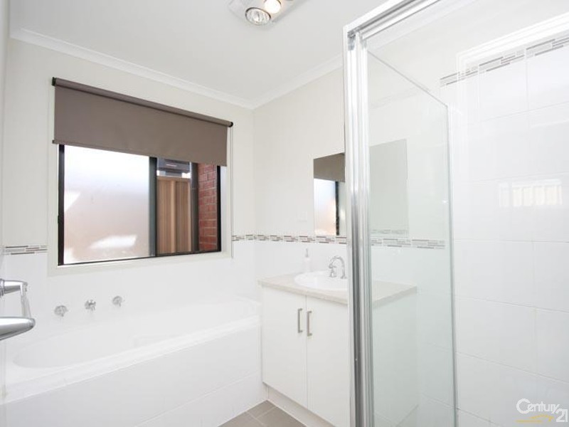 22A Troutbeck Crescent, Huntfield Heights SA 5163