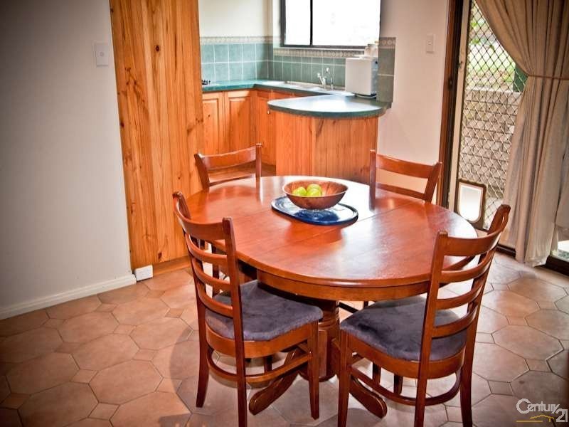 4 Lorikeet Court, Happy Valley SA 5159