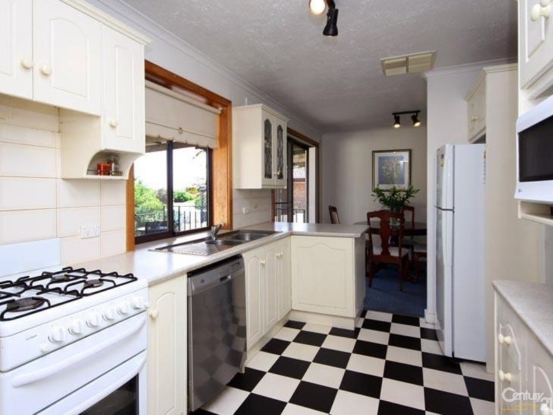 7 Winchley Way, Huntfield Heights SA 5163