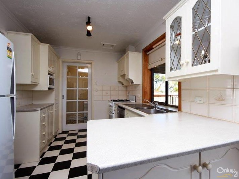 7 Winchley Way, Huntfield Heights SA 5163