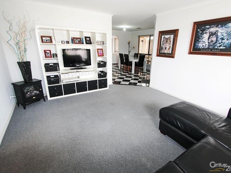 10 Henley Circuit, Seaford Rise SA 5169