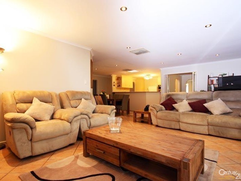 39 Pegasus Drive, Woodcroft SA 5162