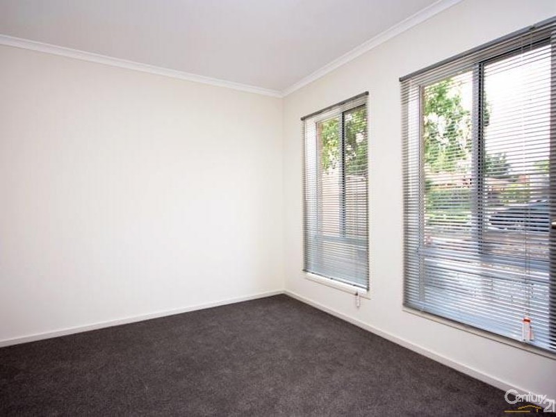 1 Padget Place, Morphett Vale SA 5162