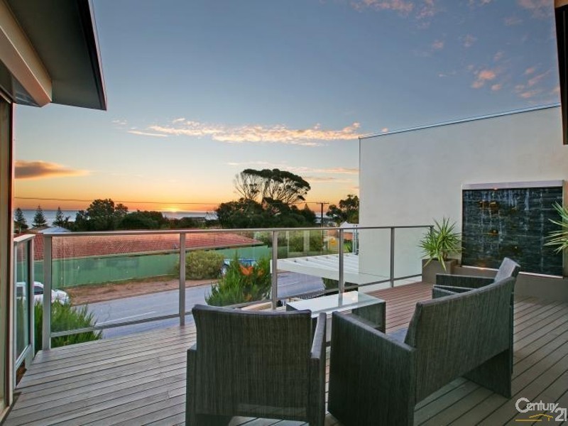62 Roy Terrace, Christies Beach SA 5165