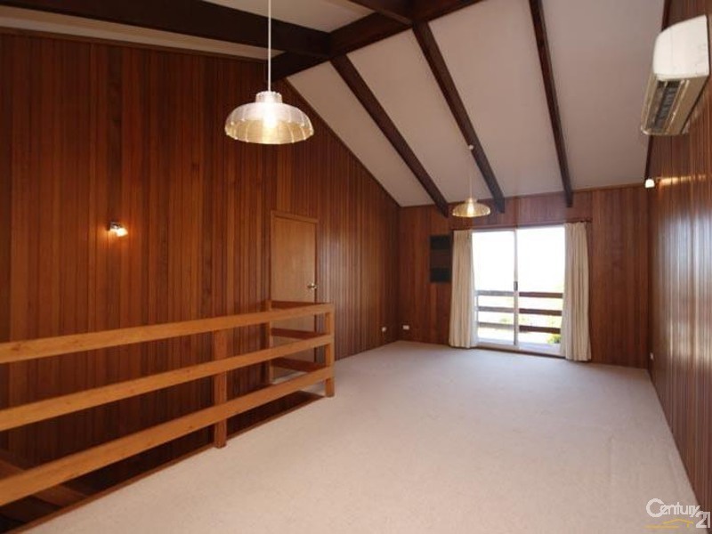 4 Oliver Crescent, Port Noarlunga SA 5167