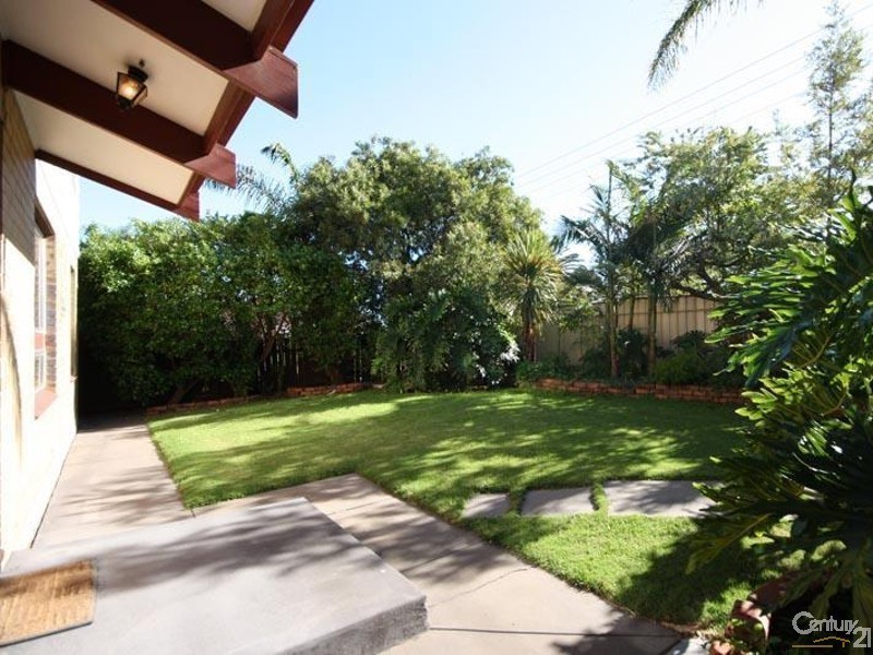 4 Oliver Crescent, Port Noarlunga SA 5167