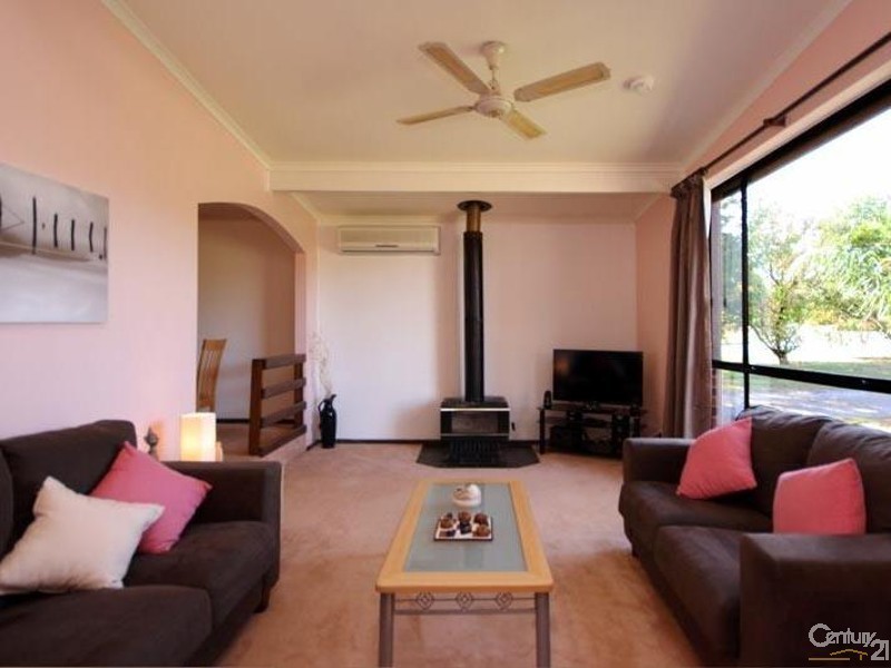 27 Richards Road, Willunga SA 5172