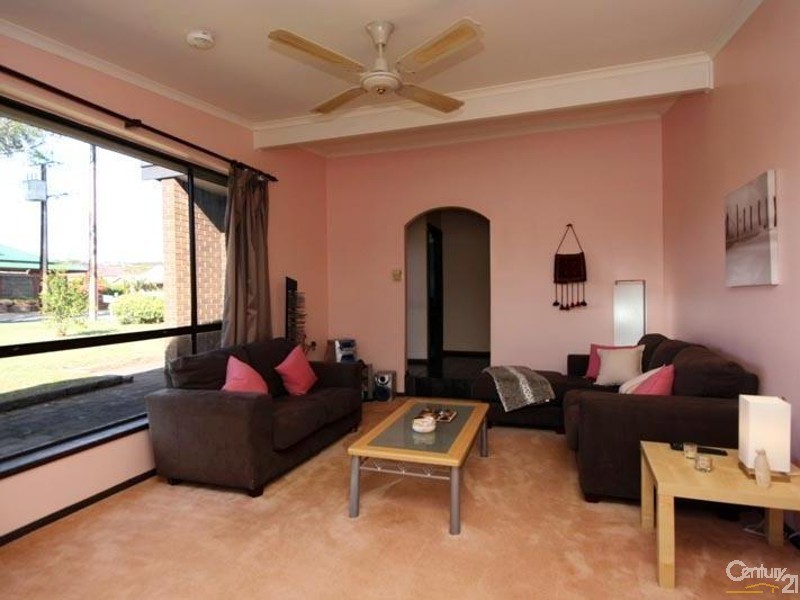 27 Richards Road, Willunga SA 5172