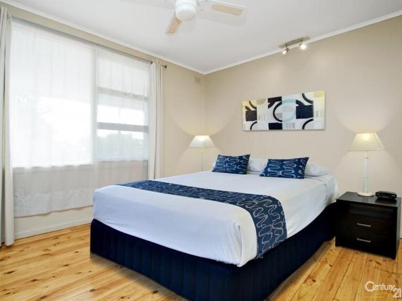 4 Brown Road, Christies Beach SA 5165