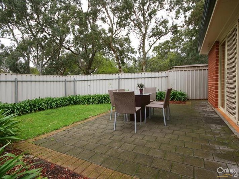 3-2 Glory Court, Happy Valley SA 5159