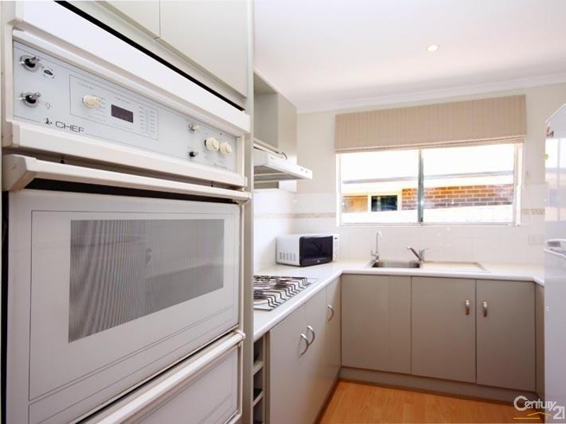 4 Nash Crescent, Morphett Vale SA 5162
