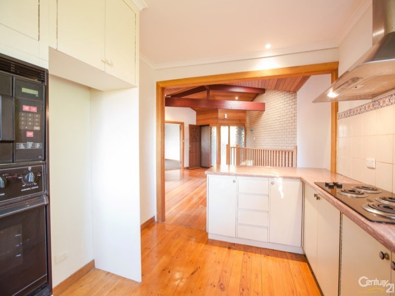 58 Eve Road, Bellevue Heights SA 5050