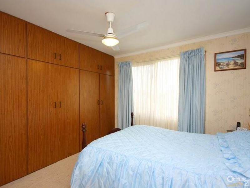 18 Itala Crescent, Hackham West SA 5163