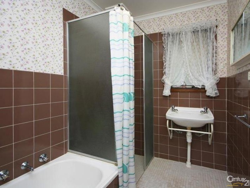 18 Itala Crescent, Hackham West SA 5163