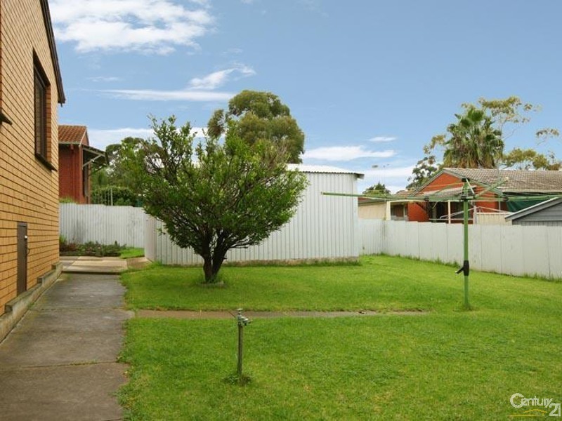 18 Itala Crescent, Hackham West SA 5163