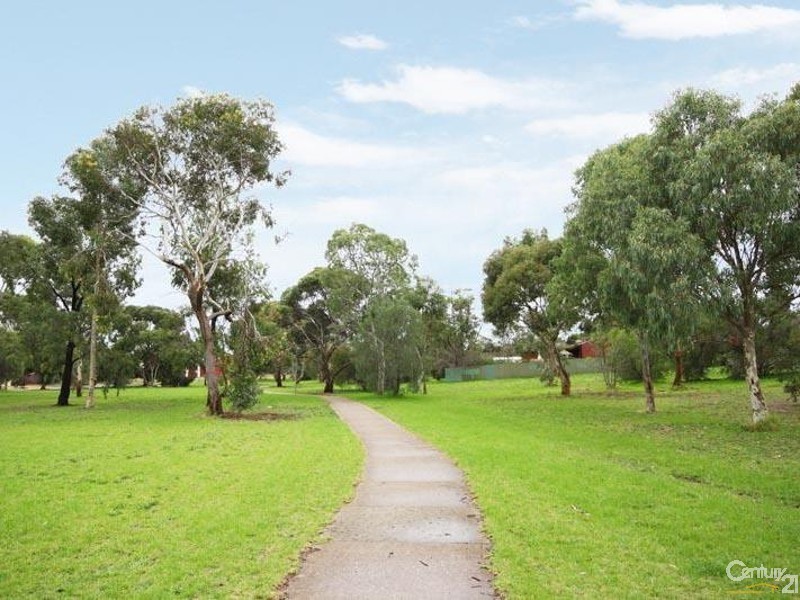 18 Itala Crescent, Hackham West SA 5163