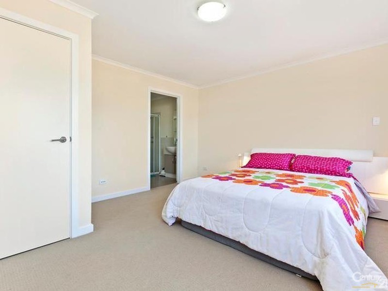 28 Grey Box Avenue, Noarlunga Centre SA 5168