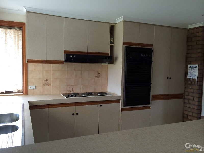 15 Nannigai Drive, Hallett Cove SA 5158