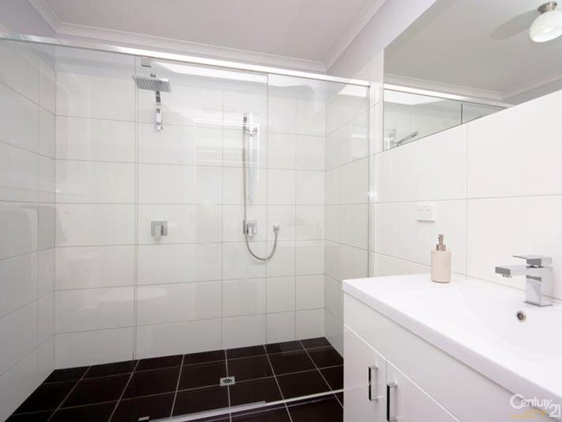 7 Dew Street, Aberfoyle Park SA 5159