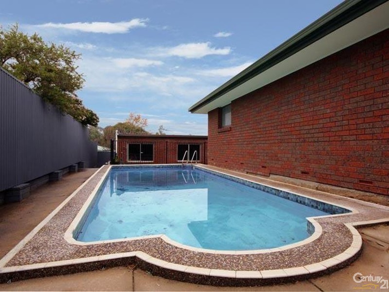 7 Dew Street, Aberfoyle Park SA 5159