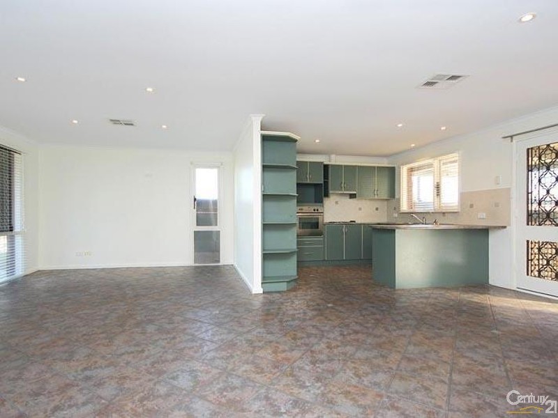 15 Gabrenol Court, Noarlunga Downs SA 5168