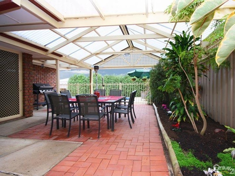 21 Mullen Close, Woodcroft SA 5162