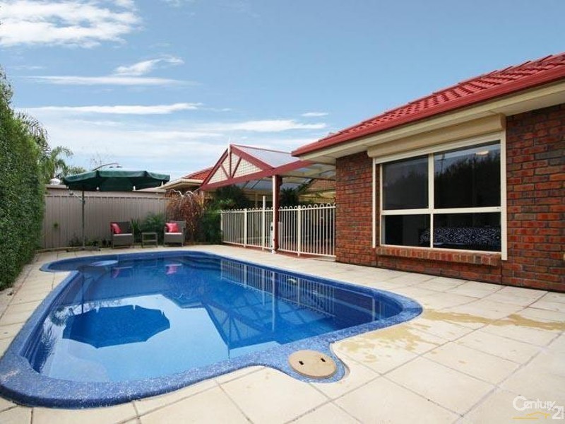 21 Mullen Close, Woodcroft SA 5162