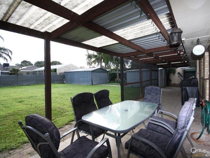 13 Alice Crescent, Morphett Vale SA 5162