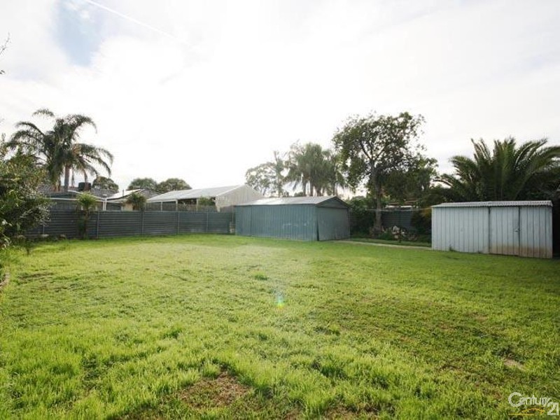 13 Alice Crescent, Morphett Vale SA 5162