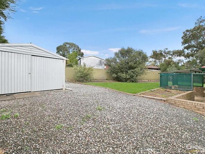 4 Lorikeet Court, Happy Valley SA 5159