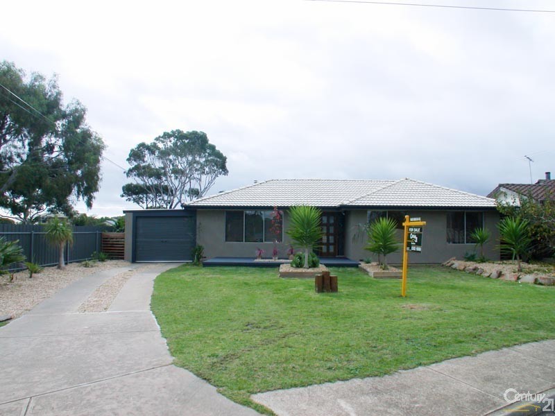 2 Beacon Crescent, Seaford SA 5169
